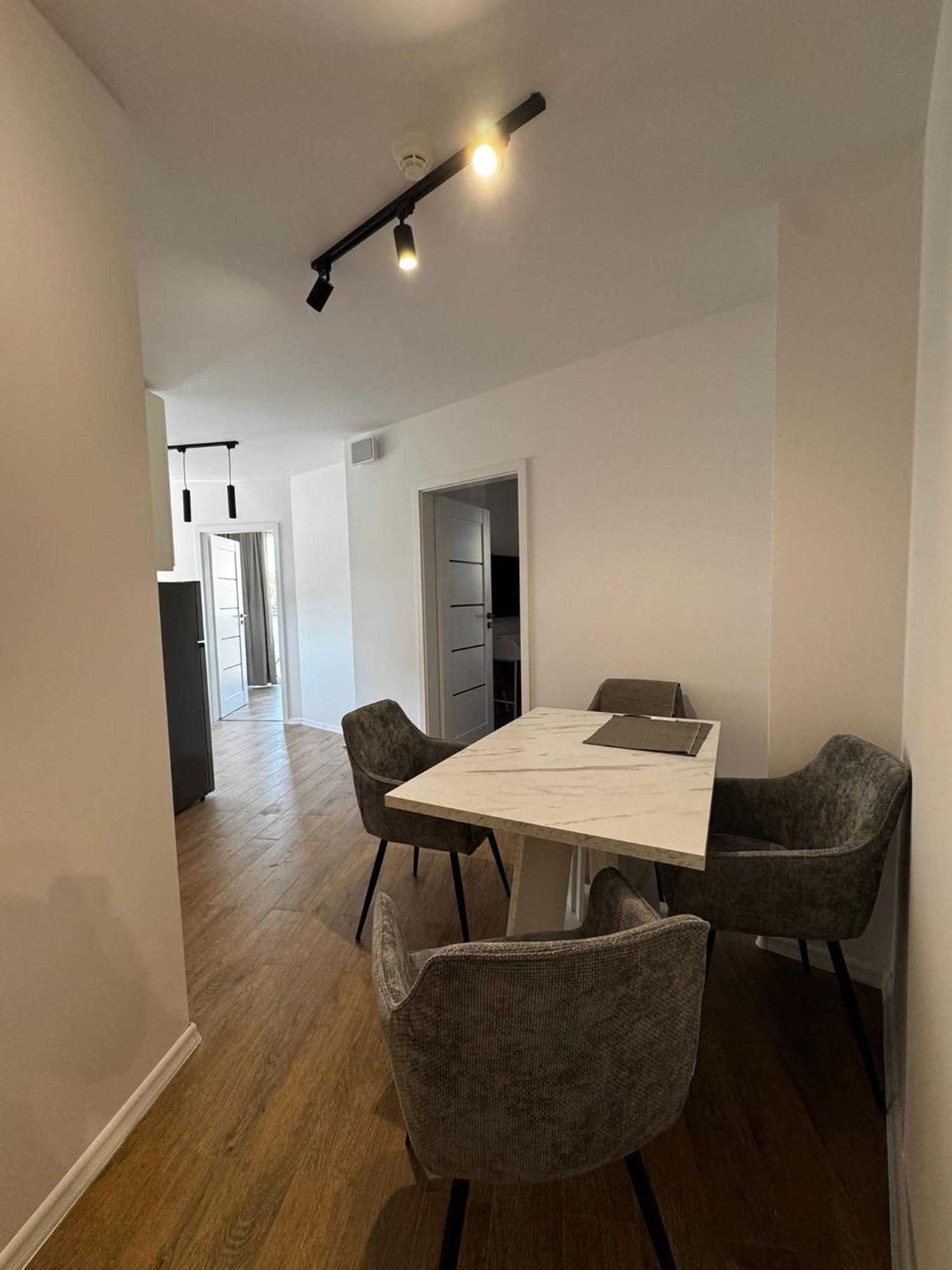 Riverview Portovo By Lion Apartment